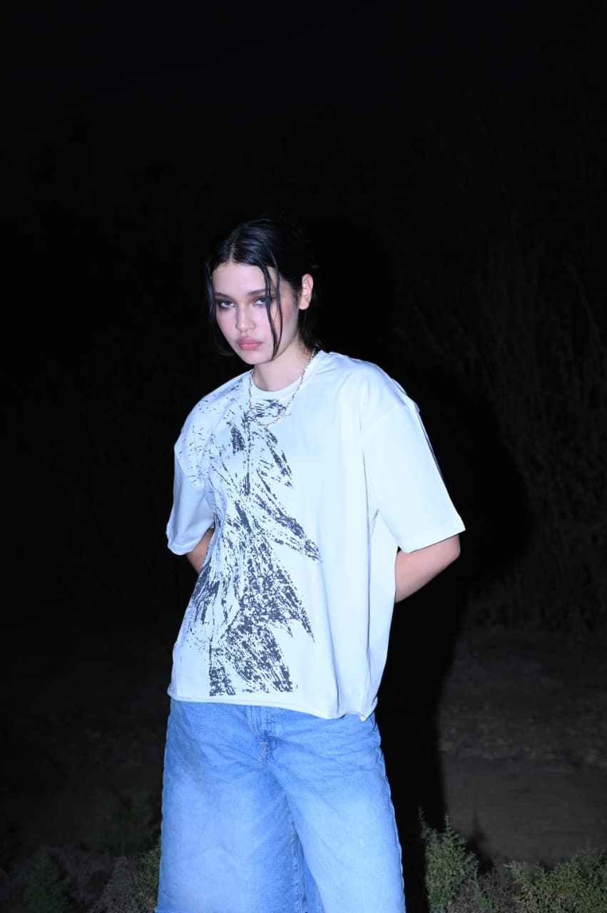 UNFINISHED GEORGIA OFF-WHITE BOXY TEE